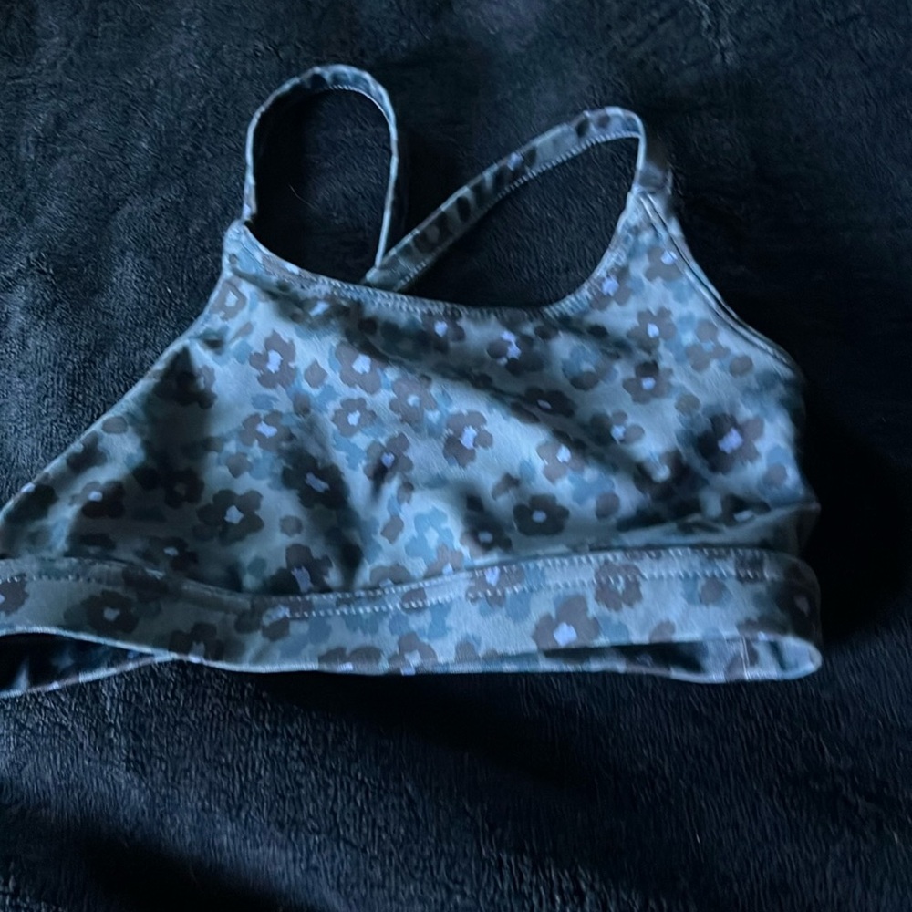 Gap fit sports bra